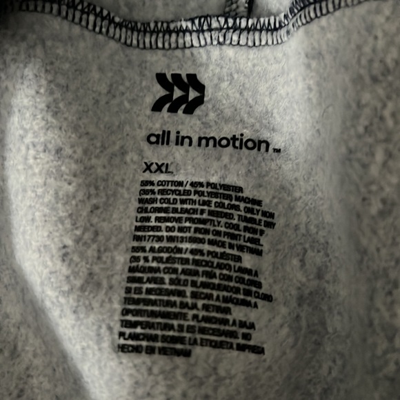 All in motion - Picture 5 of 5